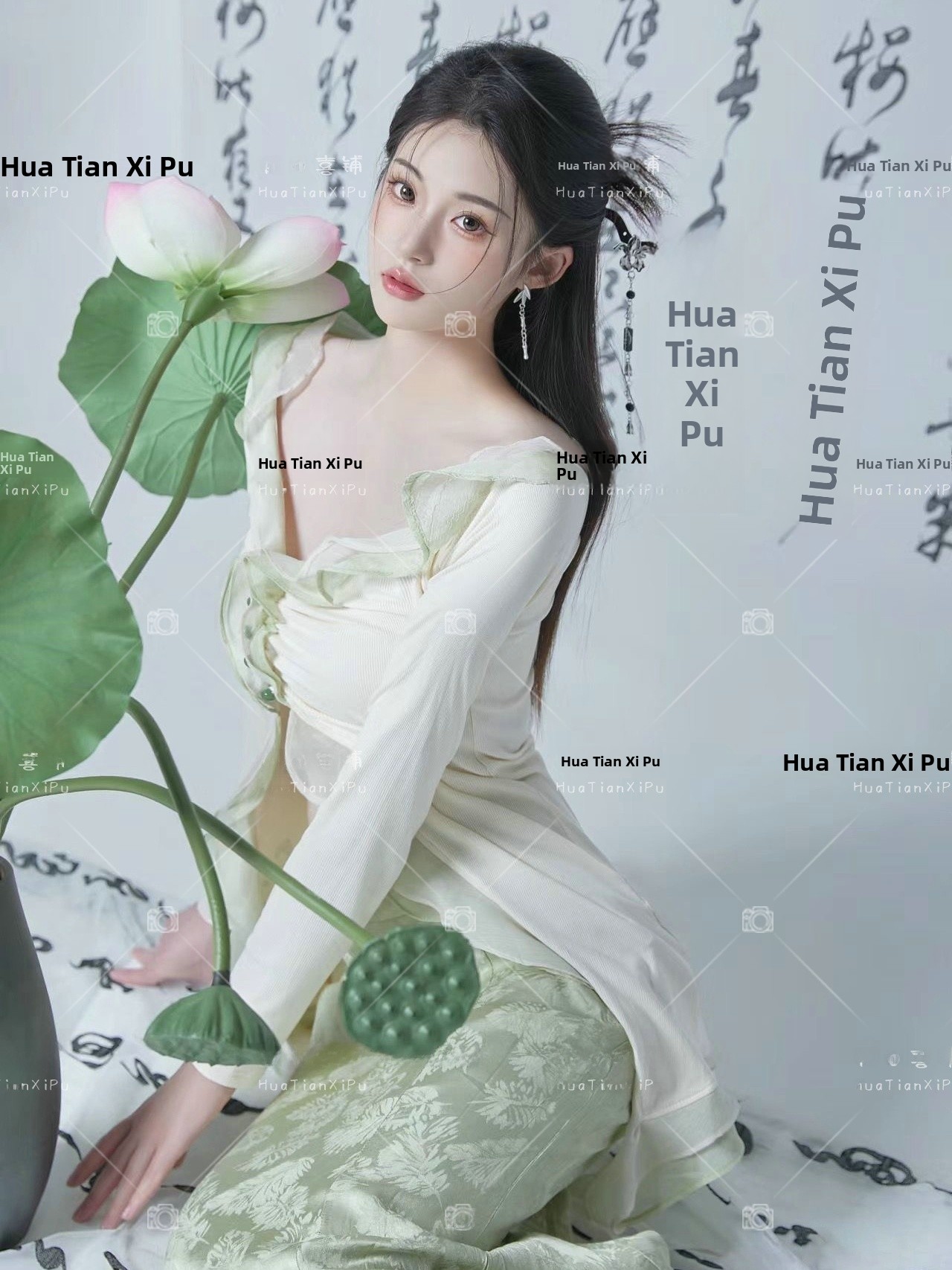 Ethnic Clothing & Online Fashion Store Khaadi Pk - New Vintage Chinese Style Watercolor Photography