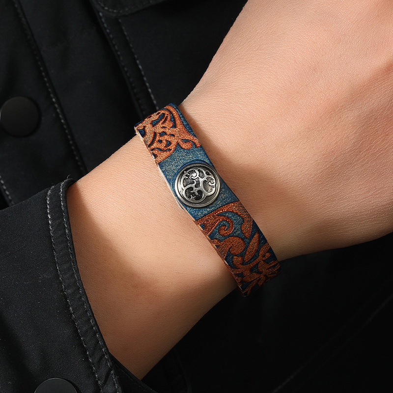Novel Pattern Carved Ethnic St - Ethnic Fashion Influencers review and price
